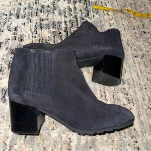 Aquatalia Charlotte Suede Navy Booties 8